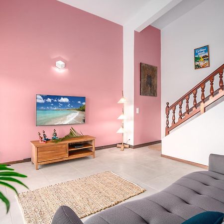 Sublime Villa Piscine - Tresor De La Baie 拉特里尼泰 外观 照片